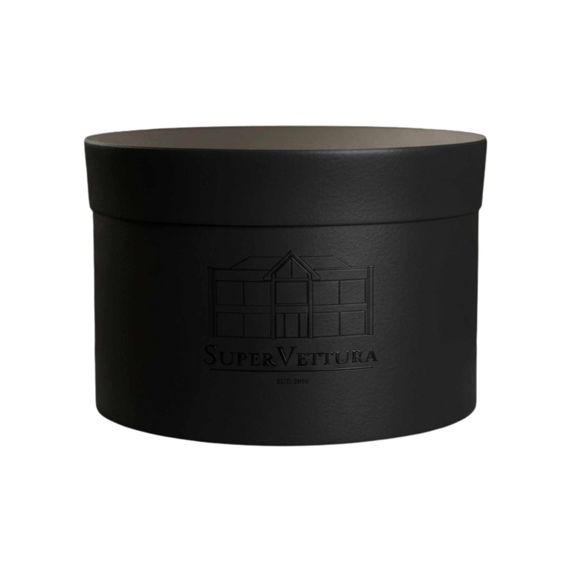 Black round box with 'SuperVettura' logo on a white background
